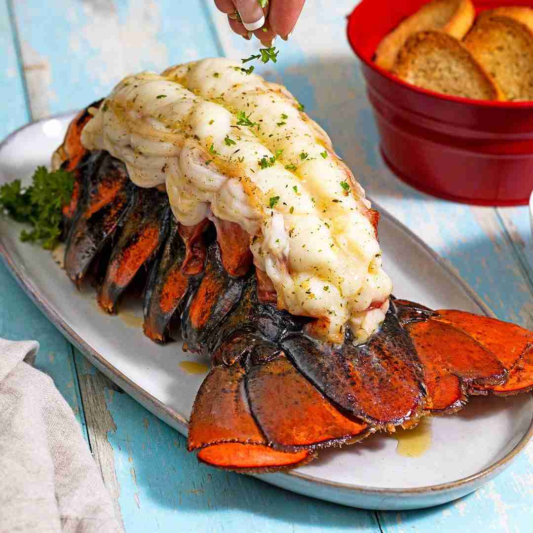 20-24 oz. North Atlantic Lobster Tail